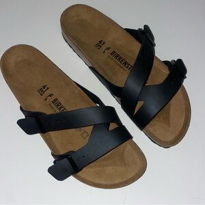 NWT Birkenstock Yao Black Smooth Straps New with Tags (size